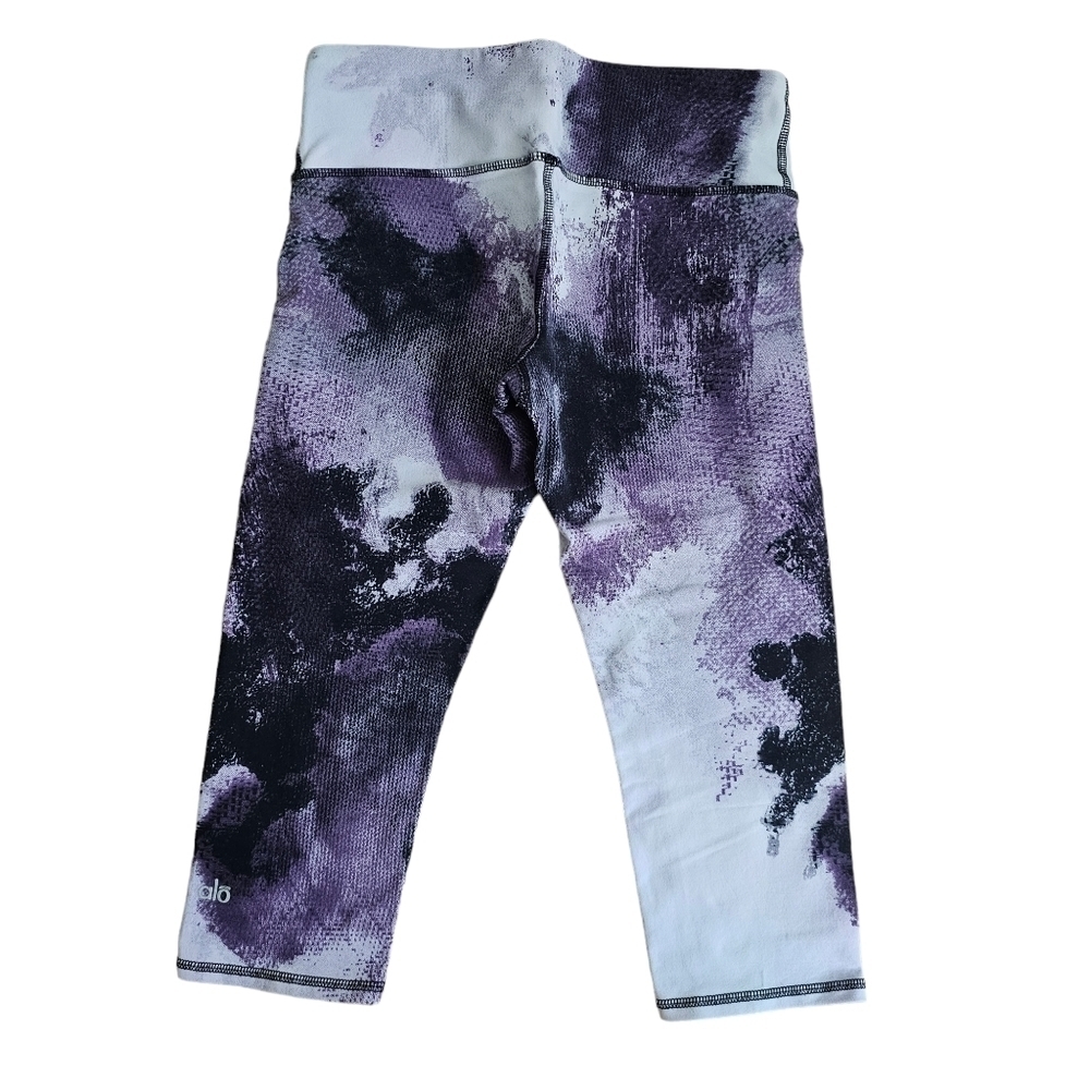 ALO YOGA Tie-Dye Airbrush Capri Purple Leggings- Size Small - Picture 4 of 14